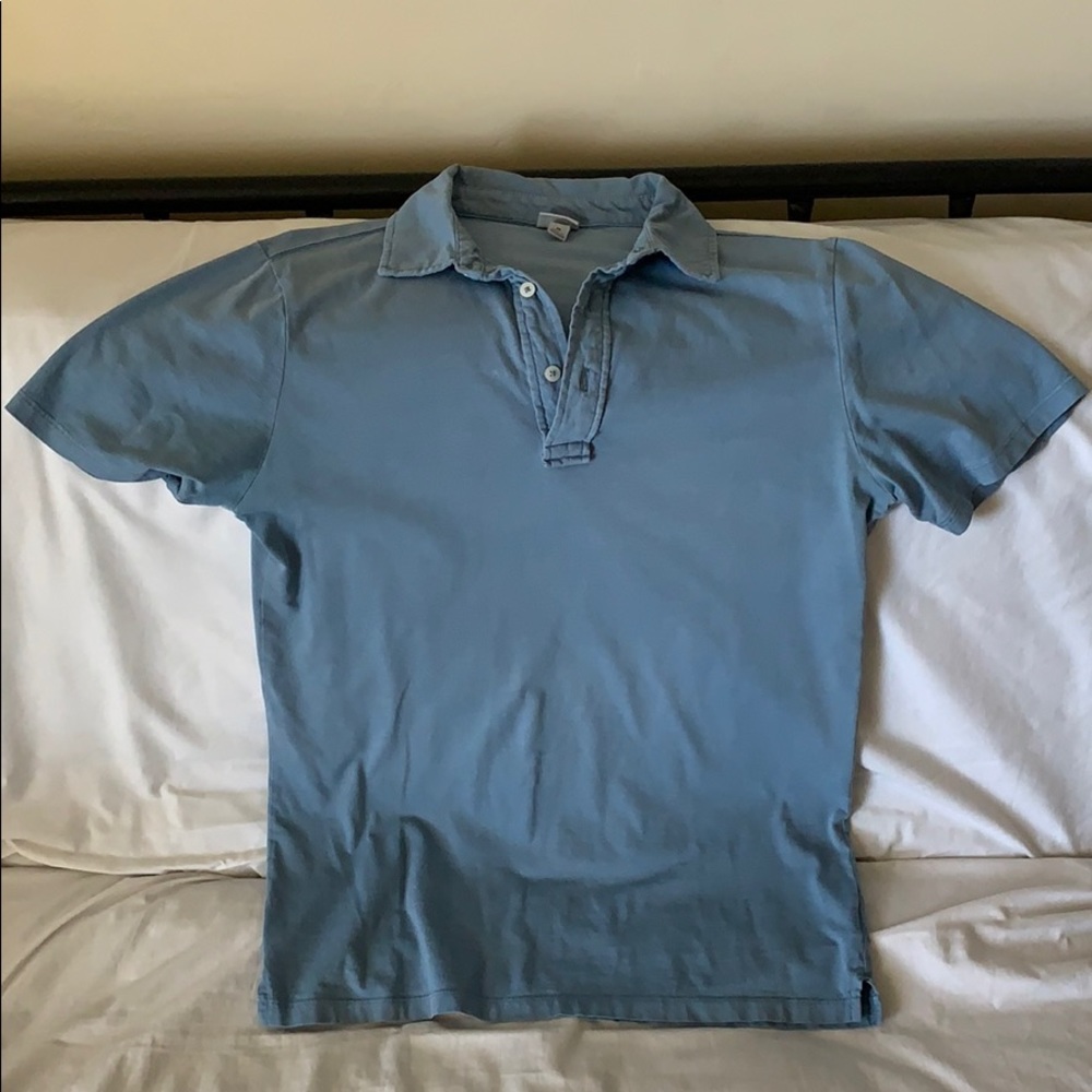 Tailored fit polo